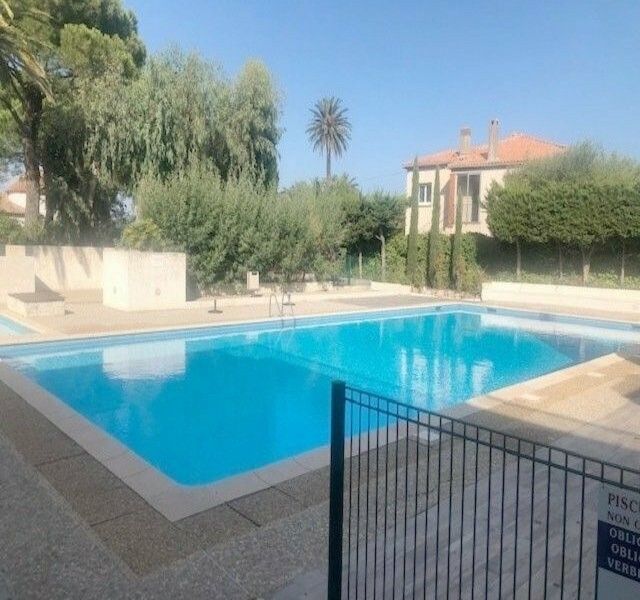 Апартаменты в Сен-Тропе, Франция, 140 м² - фото 5