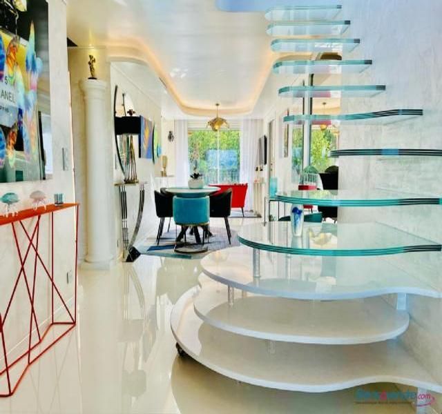 Апартаменты в Сен-Тропе, Франция, 167 м² - фото 3