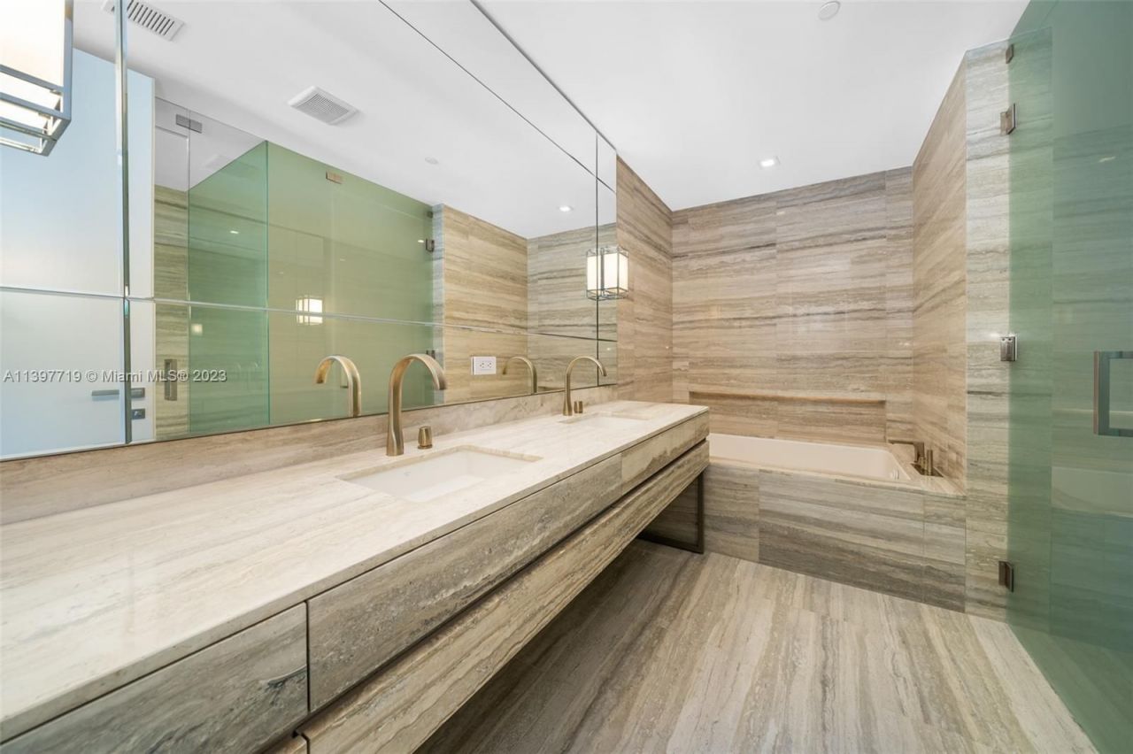 Квартира в Майами, США, 200 м² - фото 10