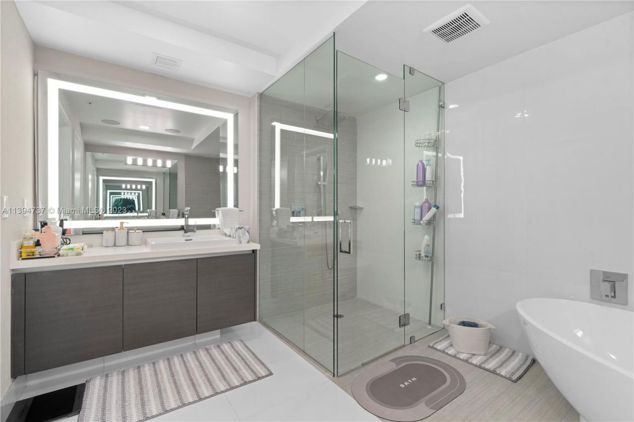 Квартира в Майами, США, 180 м² - фото 13