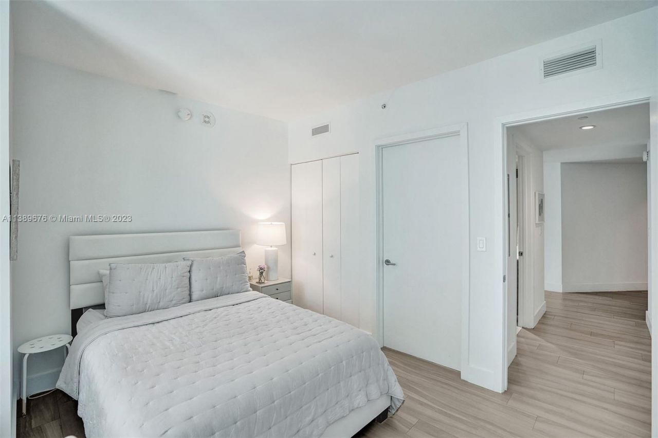 Квартира в Майами, США, 120 м² - фото 16