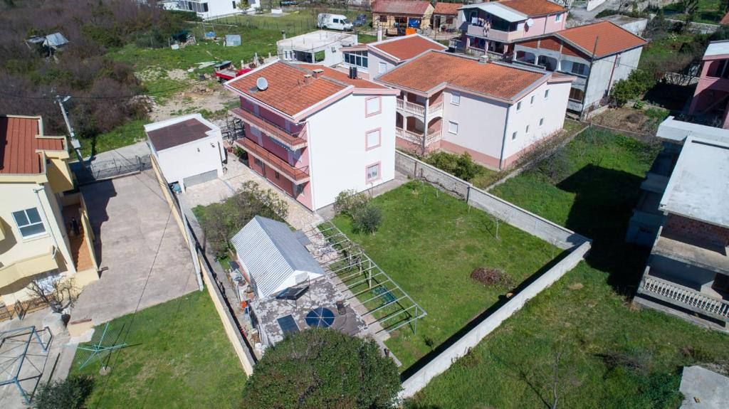 Дом в Баре, Черногория, 300 м² - фото 4