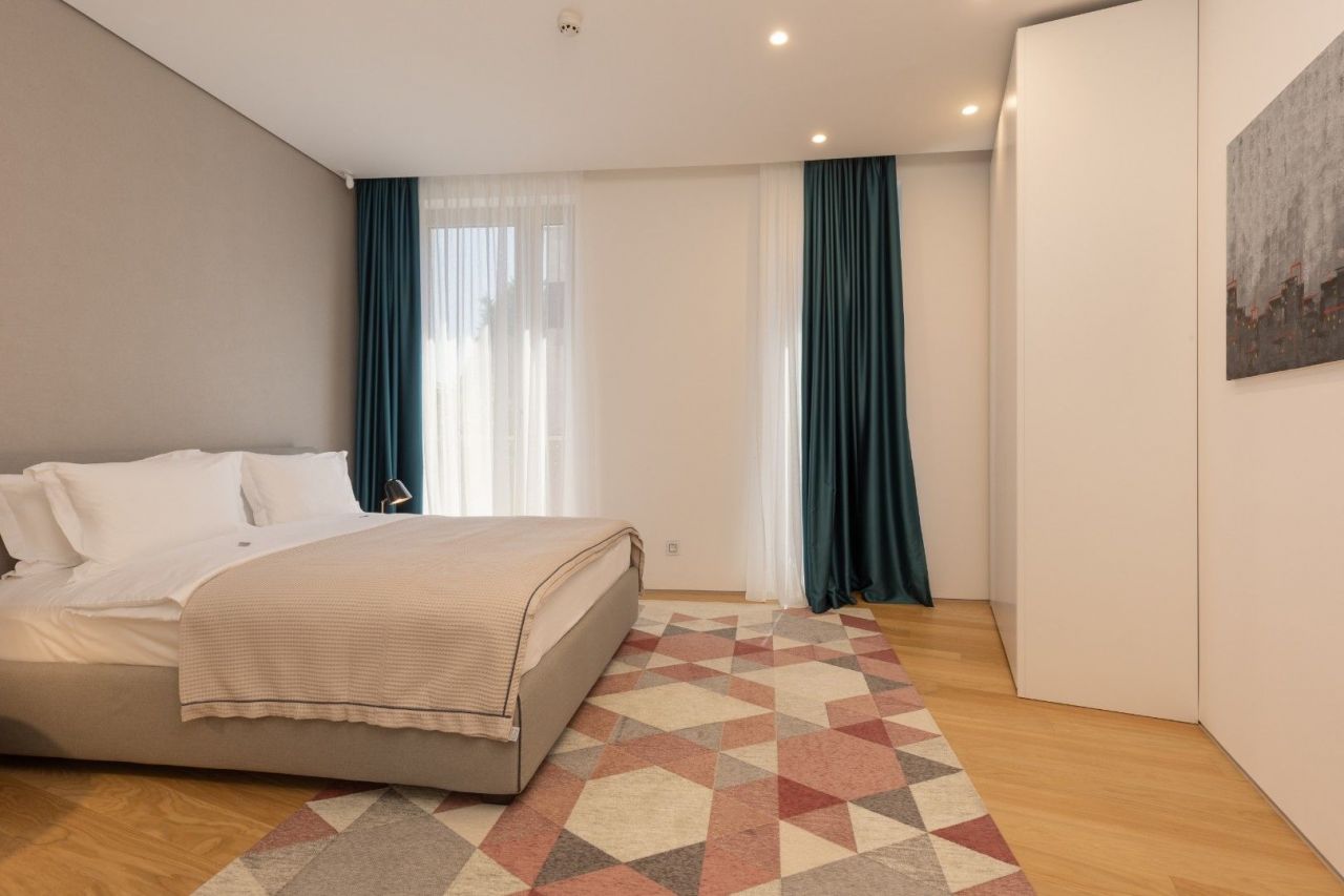 Квартира в Будве, Черногория, 576 м² - фото 4