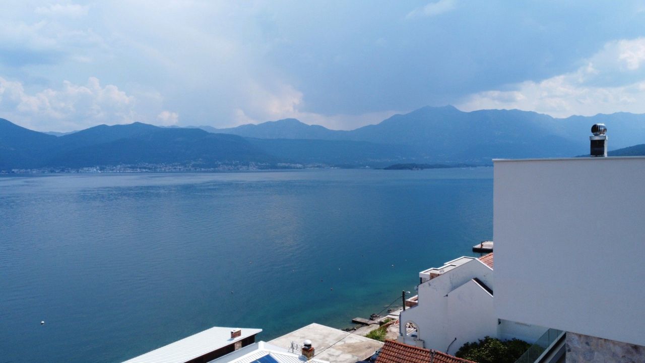 Вилла в Крашичах, Черногория, 200 м² - фото 14