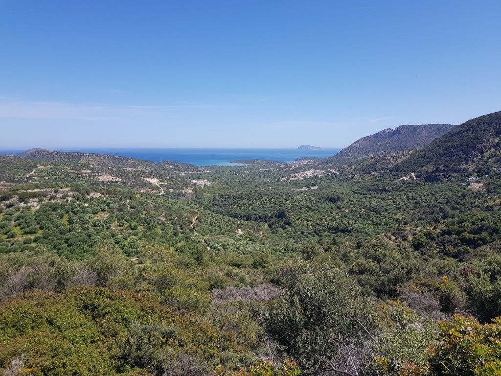 Земля в номе Ласити, Греция, 8 500 м2 - фото 1