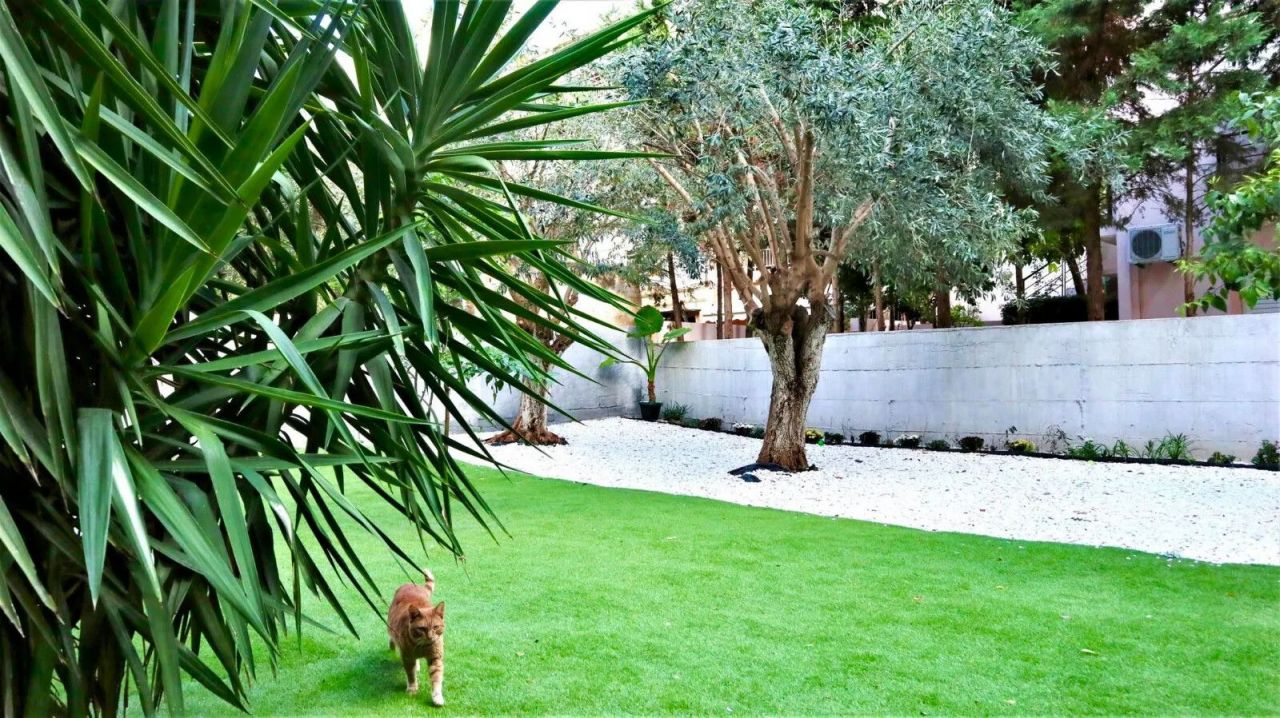 Квартира в Афинах, Греция, 58 м² - фото 2