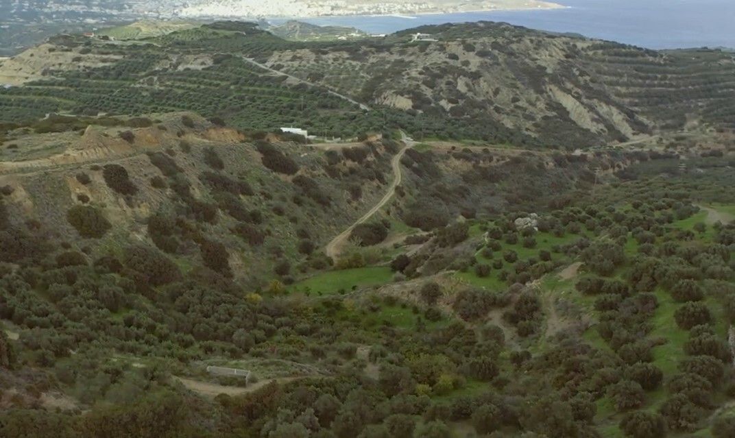 Земля в Ираклионе, Греция, 15 165 м² - фото 2