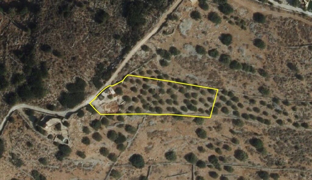 Земля в Ираклионе, Греция, 3 399 м² - фото 2