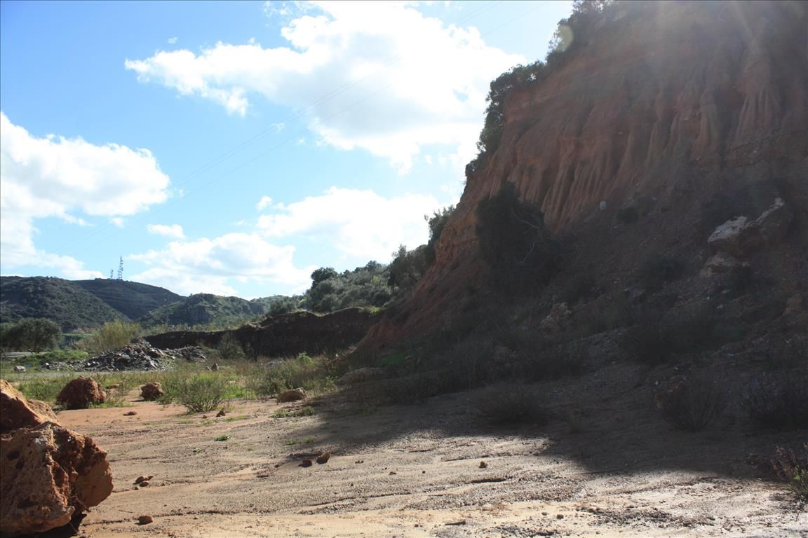 Земля в Ираклионе, Греция, 13 247 м² - фото 2