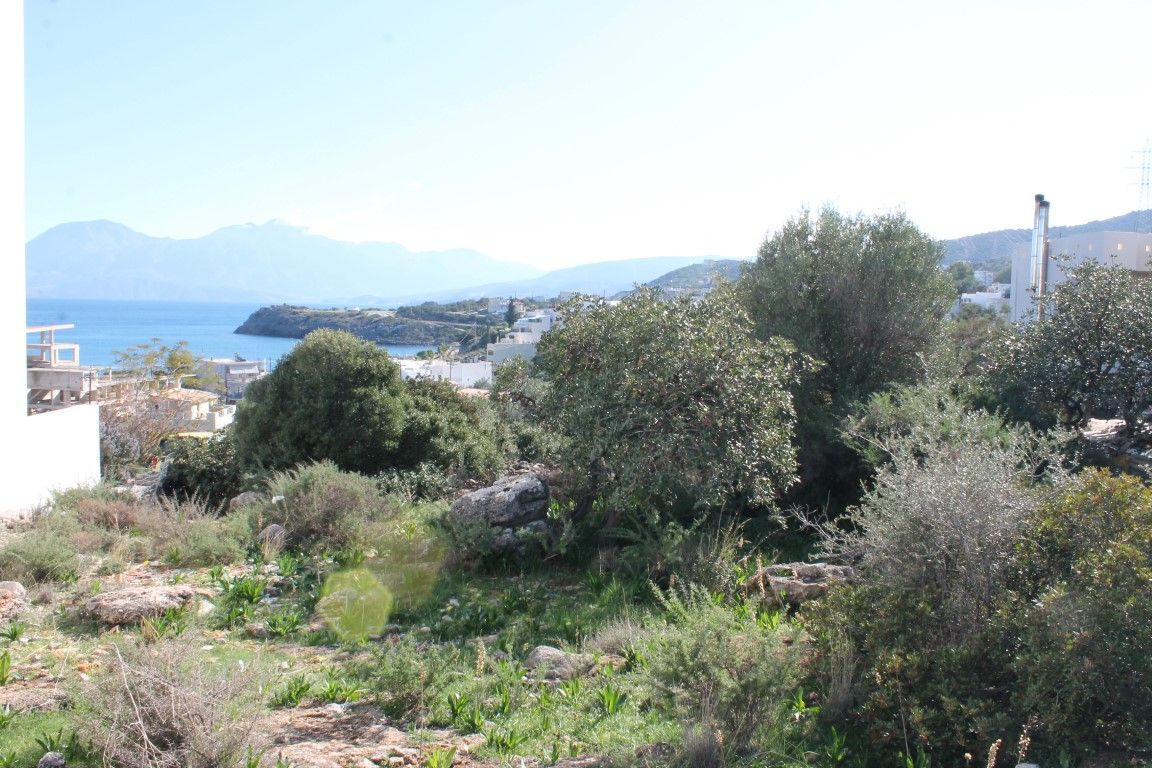 Земля в Ласити, Греция, 829 м2 - фото 1