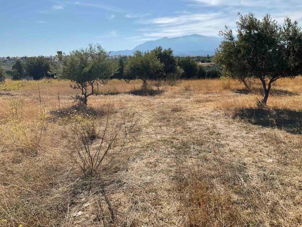 Земля в Ираклионе, Греция, 2 300 м² - фото 3