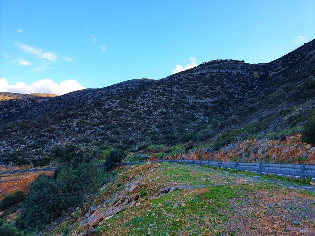 Земля в Ираклионе, Греция, 2 100 м² - фото 4