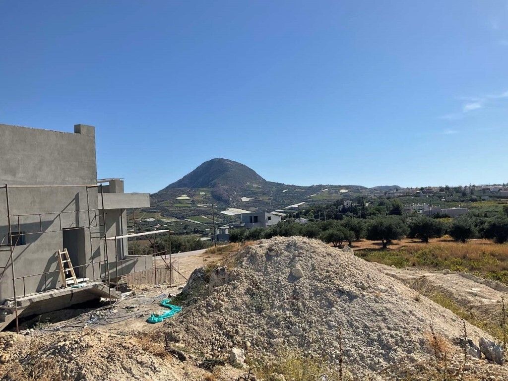 Земля в Ираклионе, Греция, 2 300 м² - фото 5