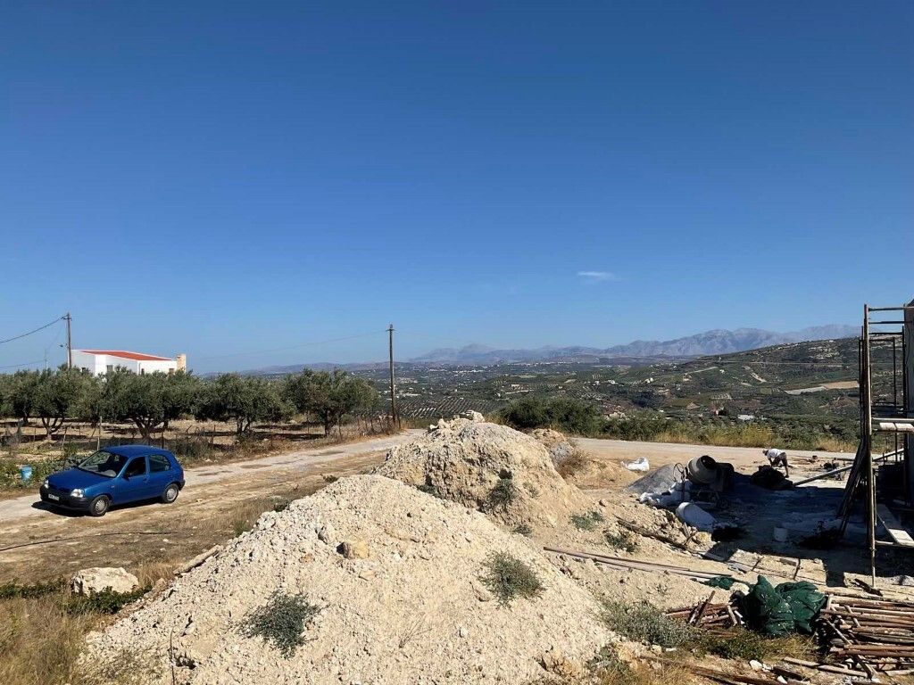 Земля в Ираклионе, Греция, 2 300 м² - фото 6