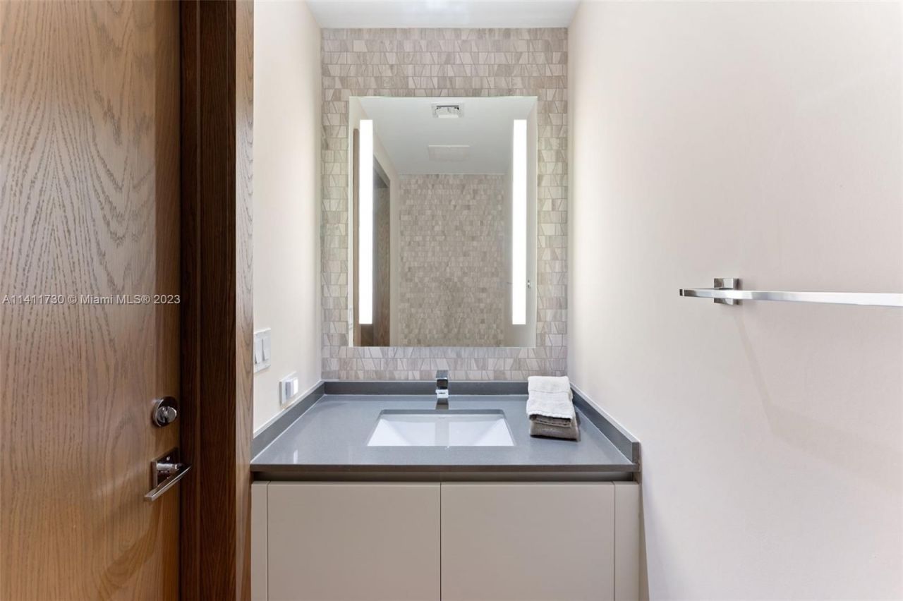 Квартира в Майами, США, 80 м² - фото 13