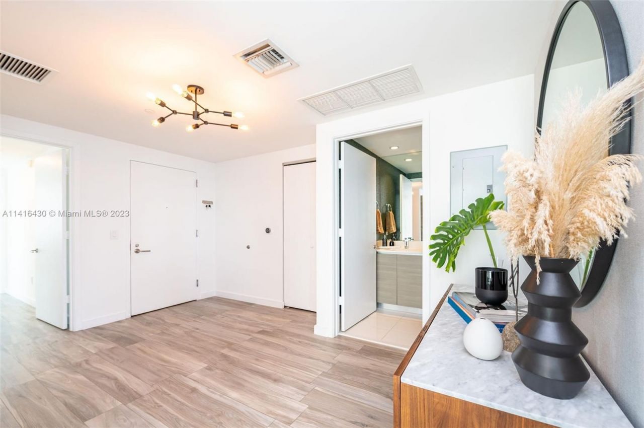 Квартира в Майами, США, 130 м² - фото 4