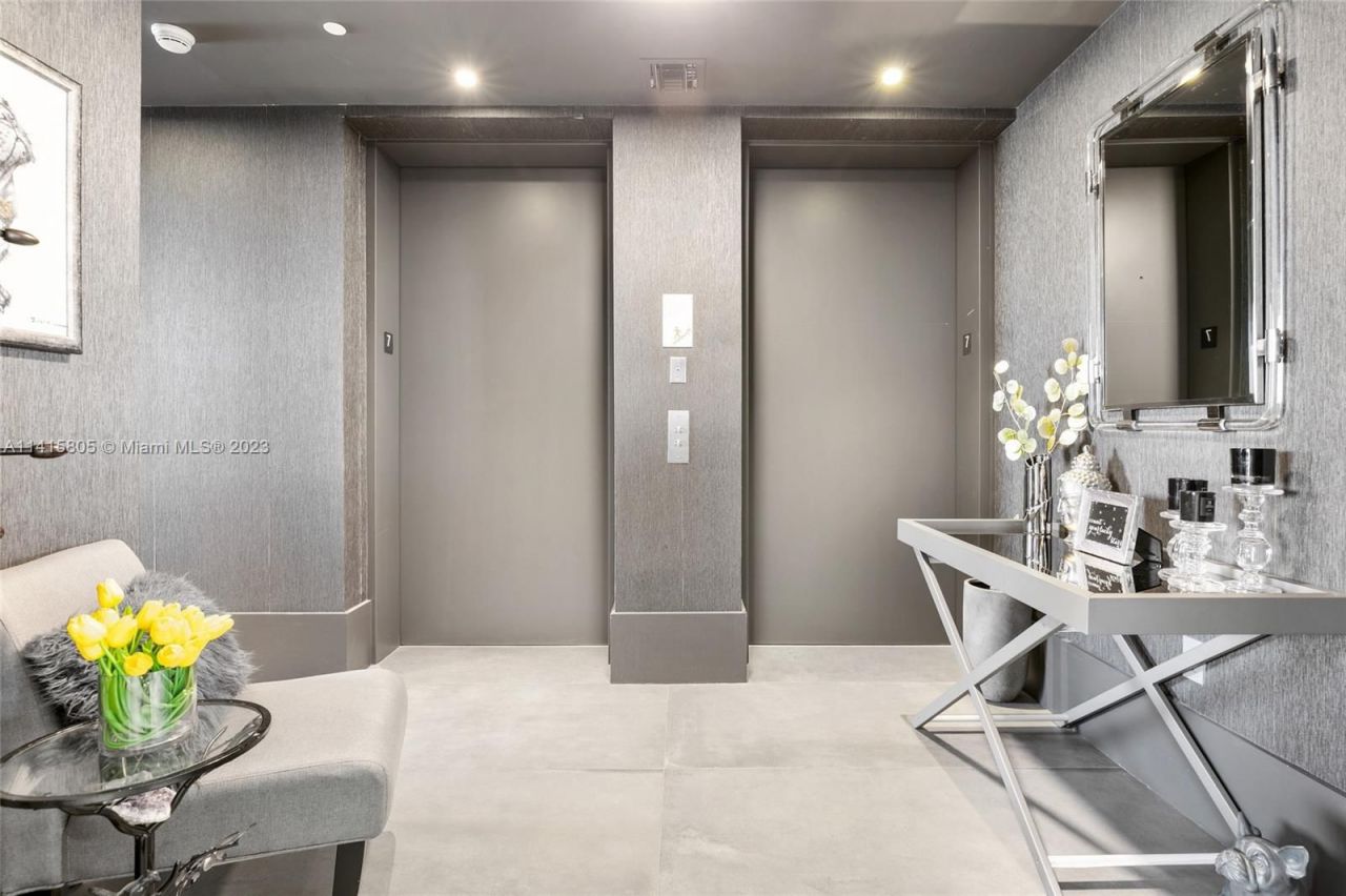 Квартира в Майами, США, 250 м² - фото 17