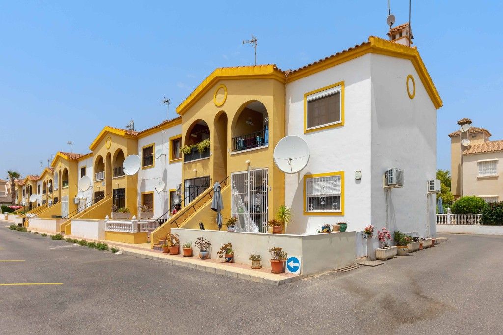 Апартаменты в Плайя Фламенке, Испания, 50 м² - фото 1