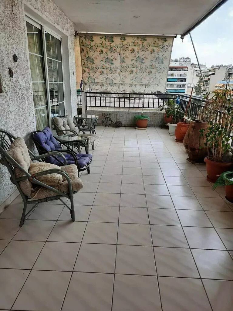 Квартира в Пирее, Греция, 93 м2 - фото 1