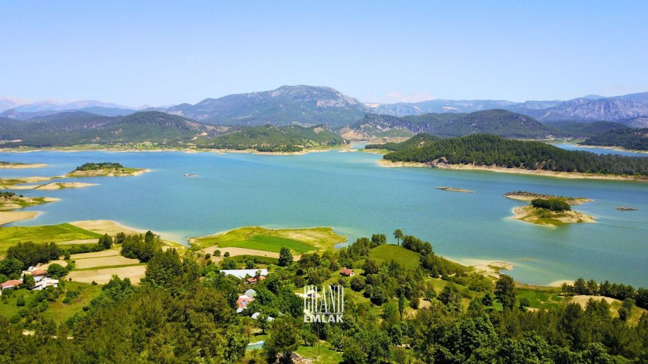 Земля в Анталии, Турция, 25 000 м² - фото 4