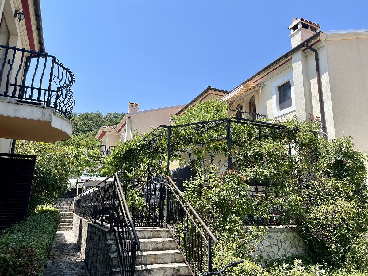 Вилла в Елените, Болгария, 145 м² - фото 1