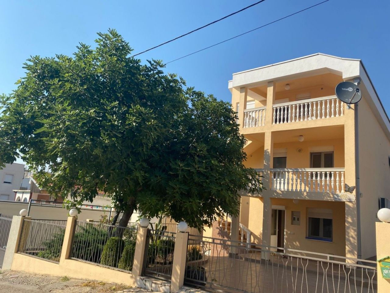 Дом в Добра Воде, Черногория, 180 м² - фото 2