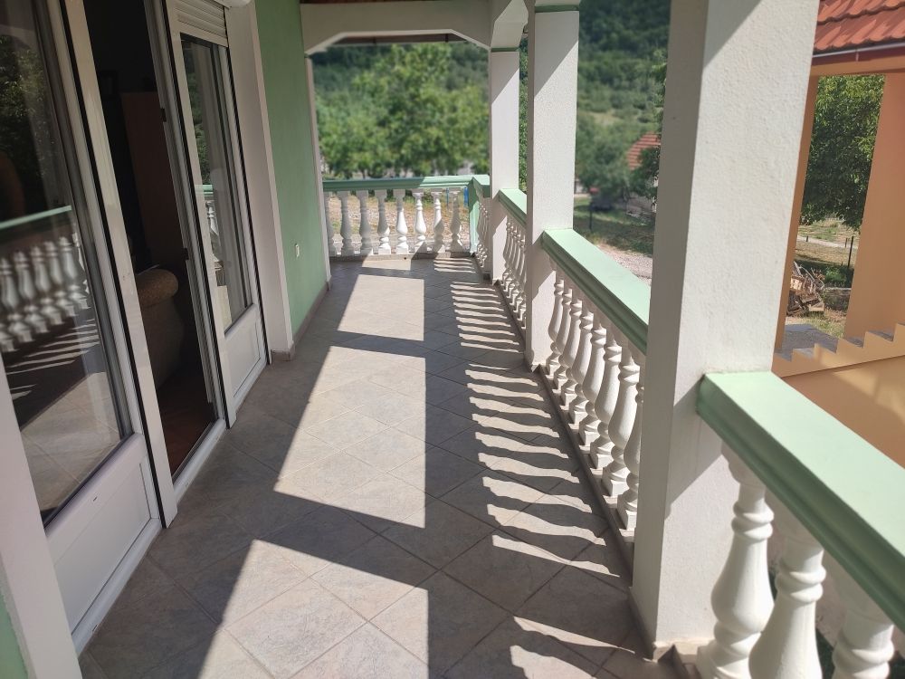 Поместье в Никшиче, Черногория, 360 м² - фото 9