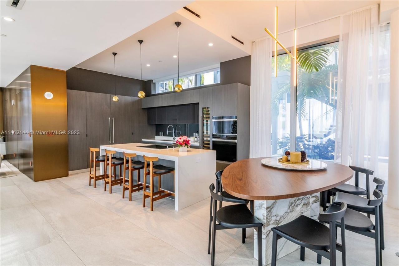 Таунхаус в Майами, США, 240 м² - фото 9