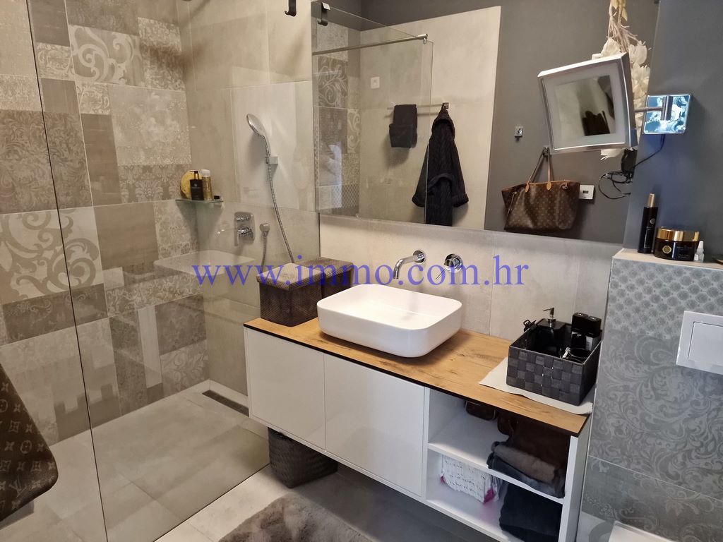 Вилла в Трогире, Хорватия, 360 м² - фото 9