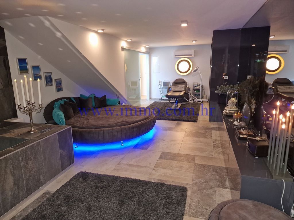 Вилла в Трогире, Хорватия, 360 м² - фото 12