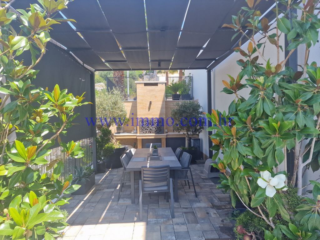 Вилла в Трогире, Хорватия, 360 м² - фото 16