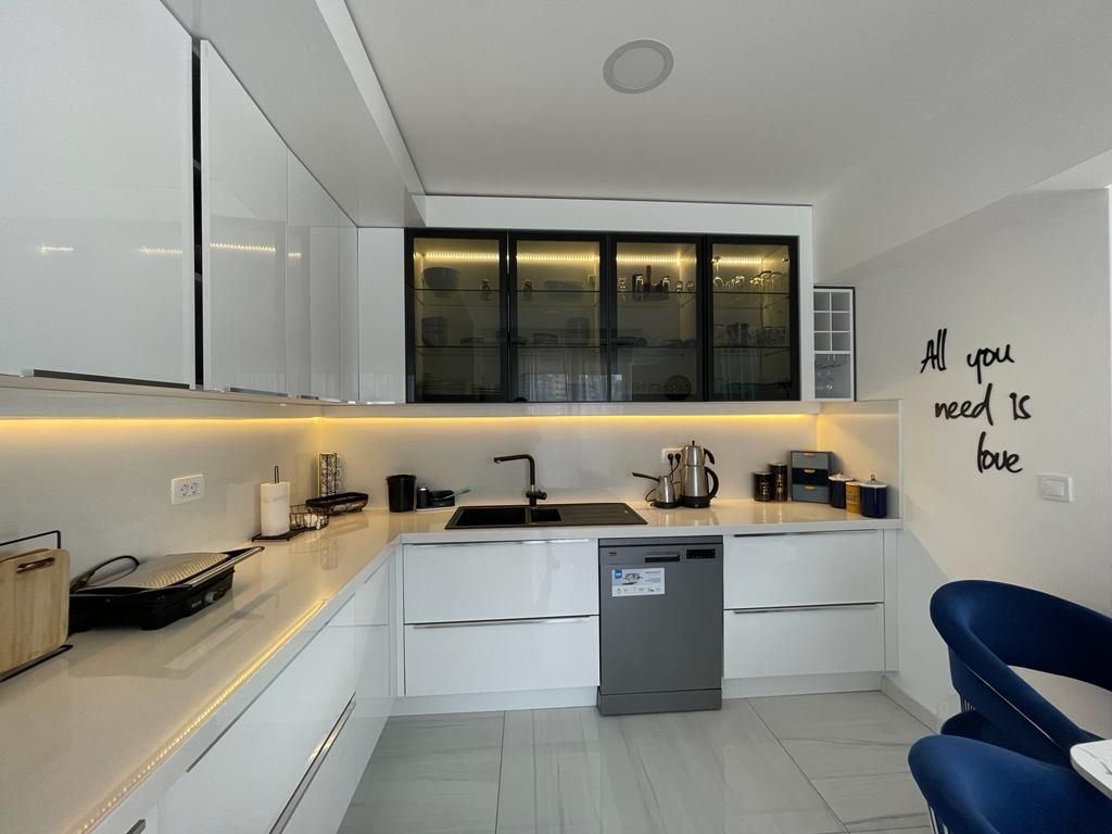 Квартира в Будве, Черногория, 140 м² - фото 16