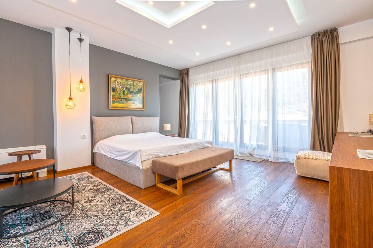 Квартира в Будве, Черногория, 170 м² - фото 18