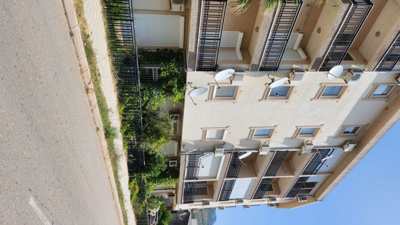 Квартира в Сутоморе, Черногория, 32 м² - фото 1