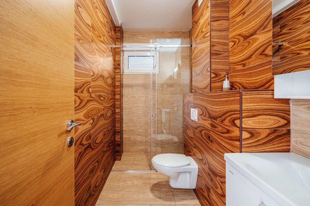 Квартира в Будве, Черногория, 105 м² - фото 9