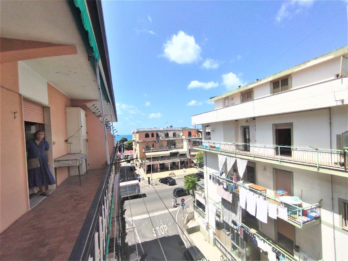 Квартира в Скалее, Италия, 110 м² - фото 10