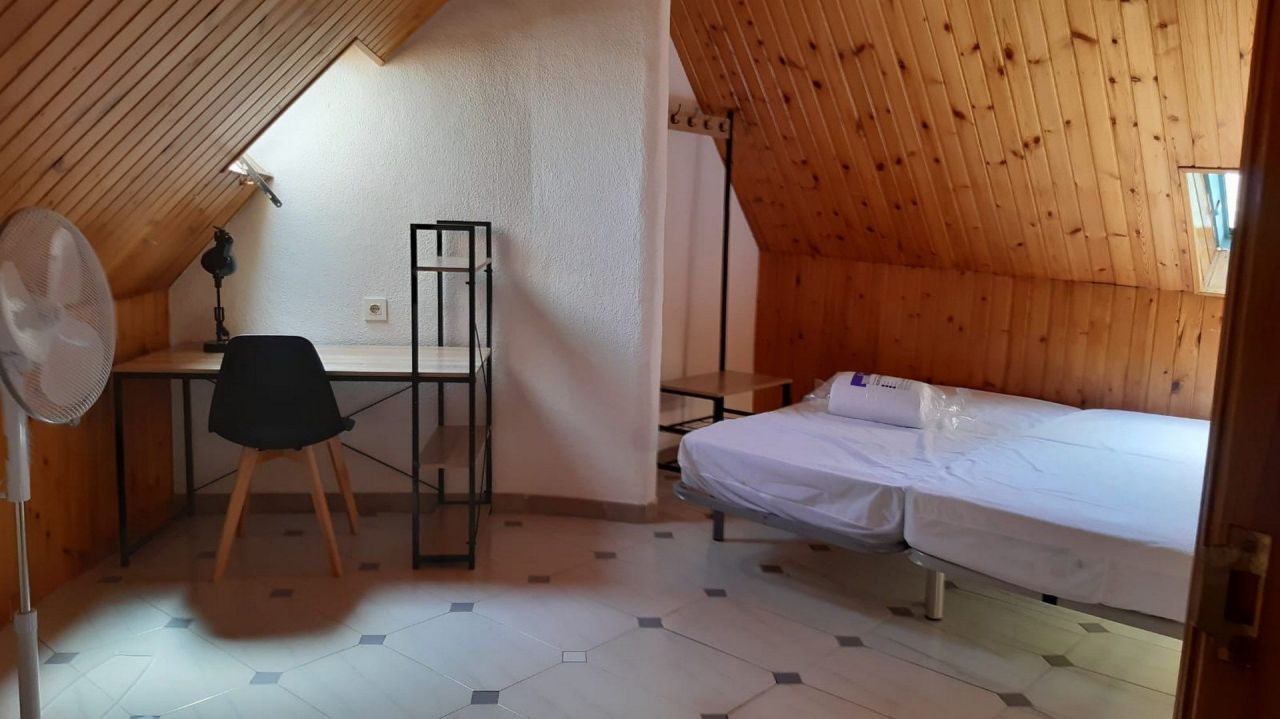 Вилла в Деэса-де-Кампоаморе, Испания, 190 м² - фото 13