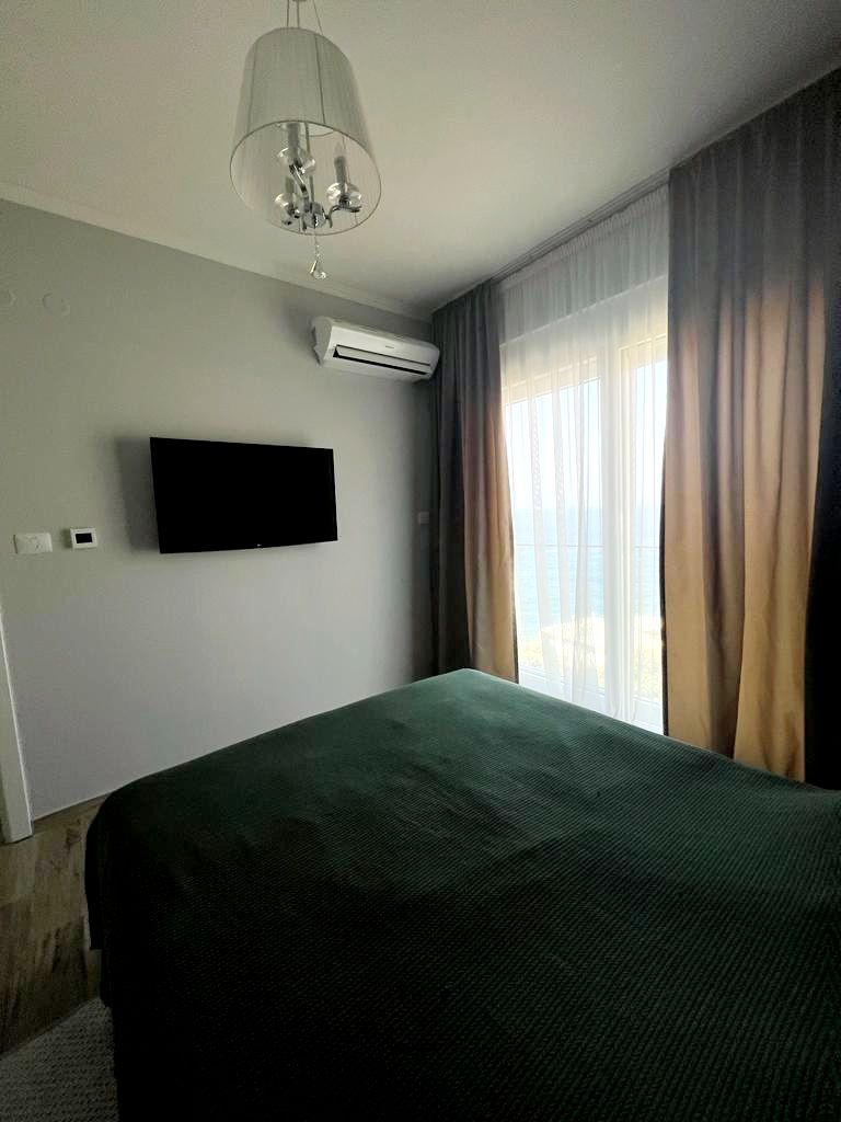 Квартира в Добра Воде, Черногория, 86 м² - фото 16