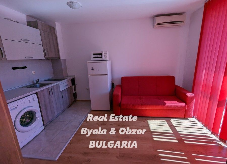 Квартира в Бяле, Болгария, 42 м2 - фото 1