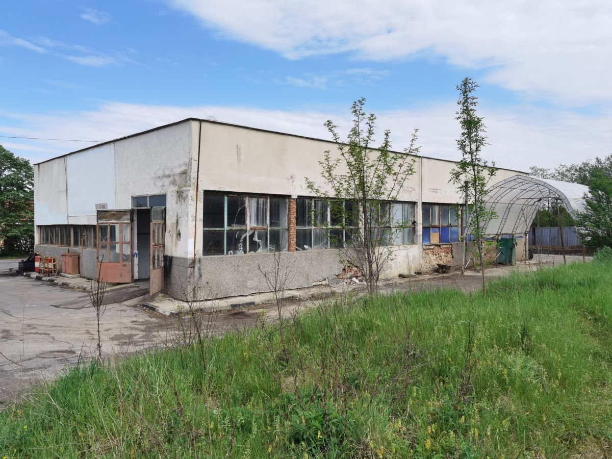 Коммерческая недвижимость в Елхово, Болгария, 7 600 м² - фото 6