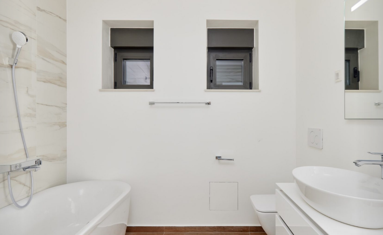 Вилла в Прчани, Черногория, 456 м² - фото 8