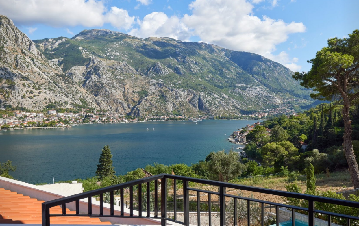 Вилла в Прчани, Черногория, 456 м² - фото 19