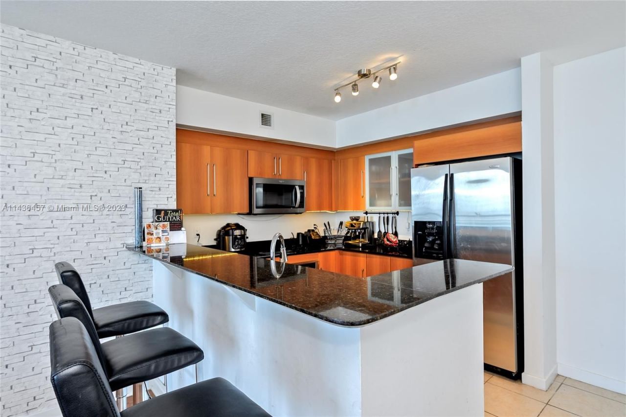 Квартира в Майами, США, 110 м² - фото 5