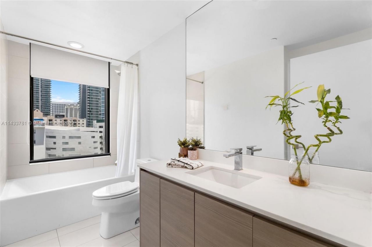 Квартира в Майами, США, 120 м² - фото 13