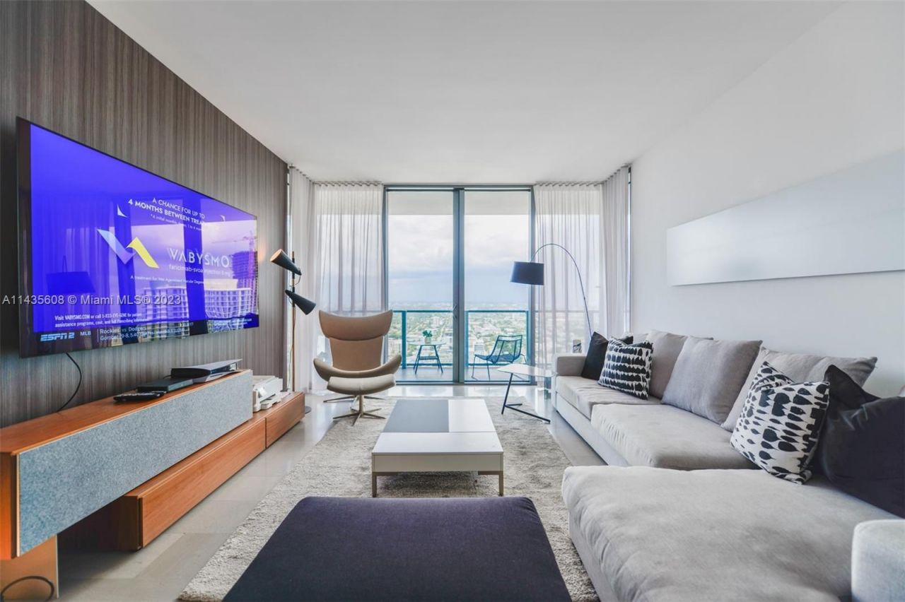 Квартира в Майами, США, 130 м² - фото 2