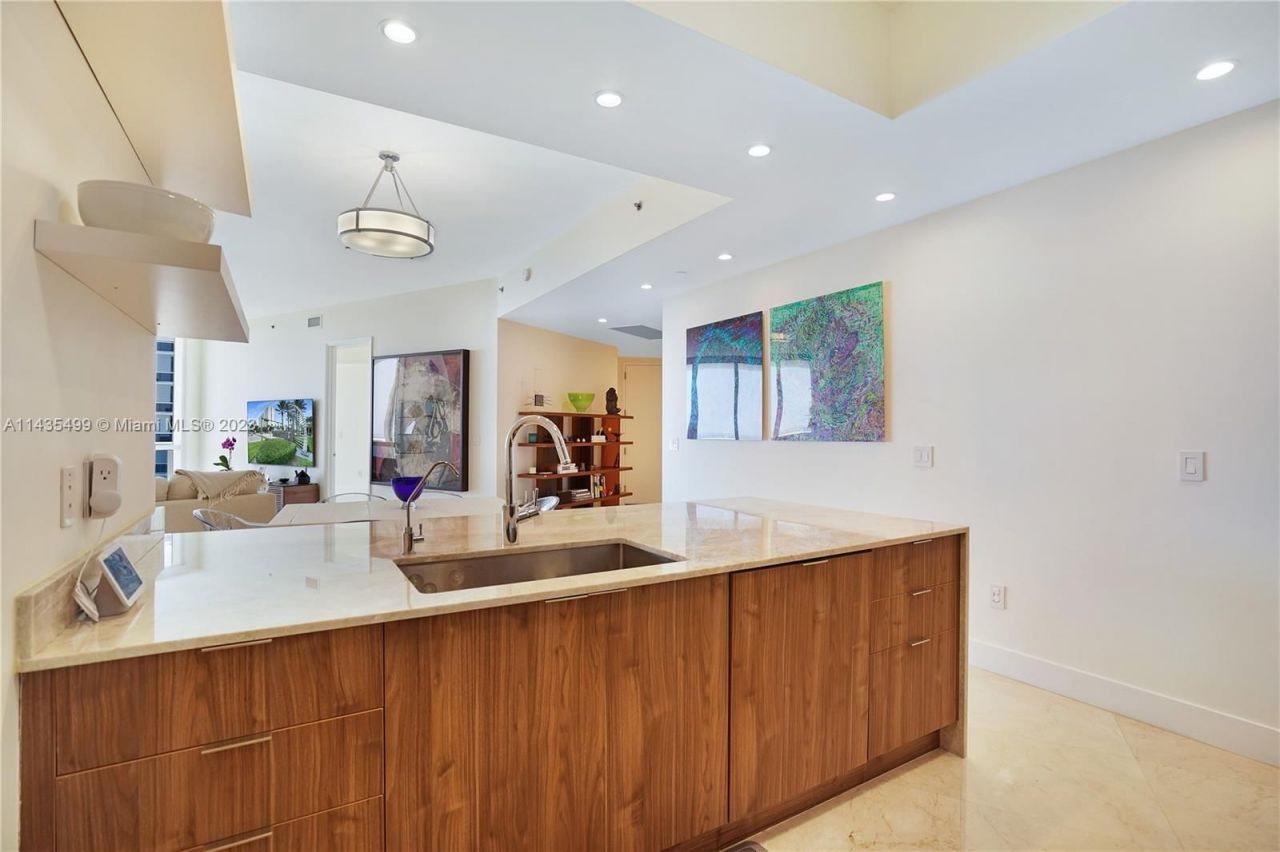 Квартира в Майами, США, 200 м² - фото 3