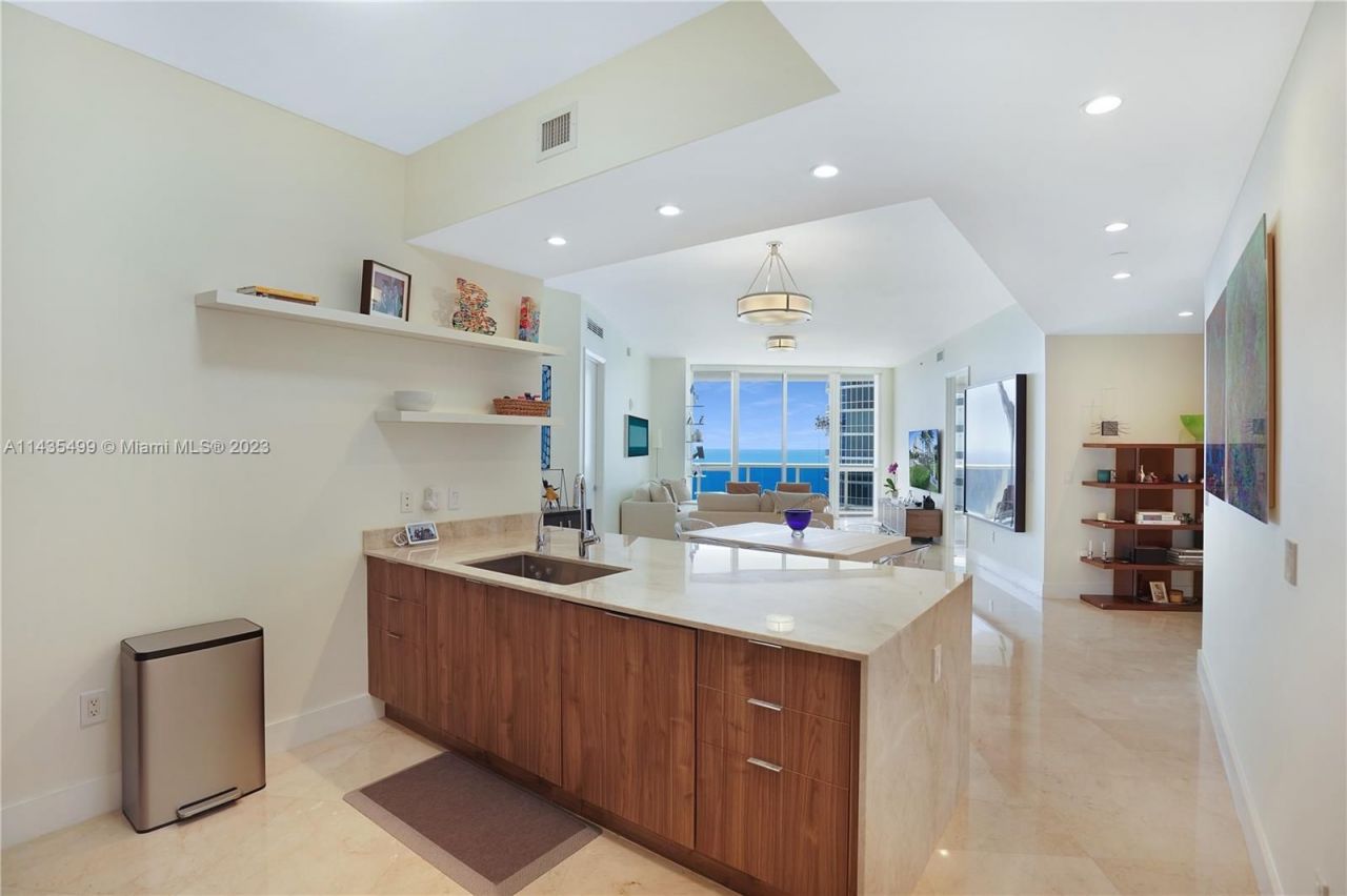 Квартира в Майами, США, 200 м² - фото 4