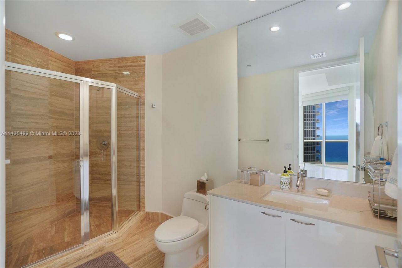 Квартира в Майами, США, 200 м² - фото 9