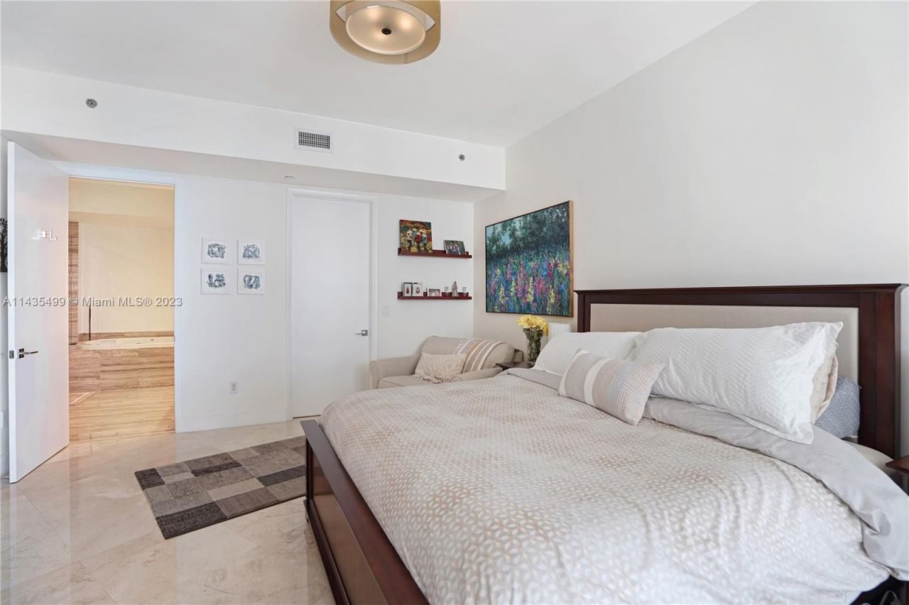 Квартира в Майами, США, 200 м² - фото 11