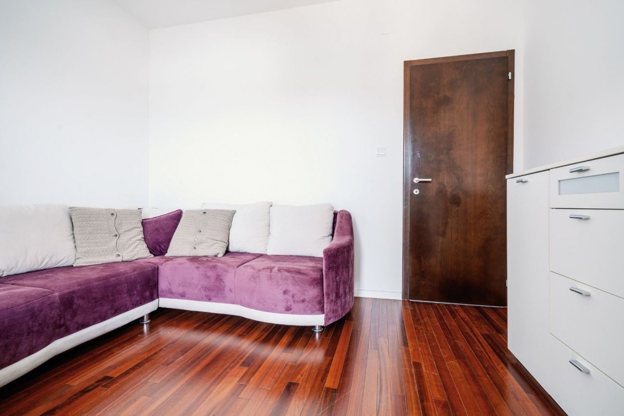 Квартира в Будве, Черногория, 76 м² - фото 10